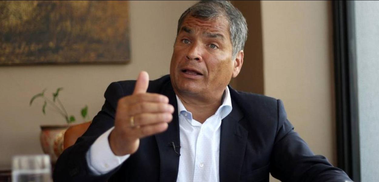 Correa responde con dureza a líderes de RC que exigen renovación: “Filtrar esa carta fue traición”