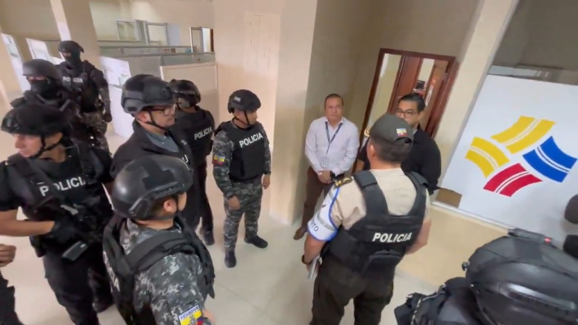 Gobierno Nacional interviene Agencia de tránsito de Manta por presuntos vínculos con alias ‘Fito’