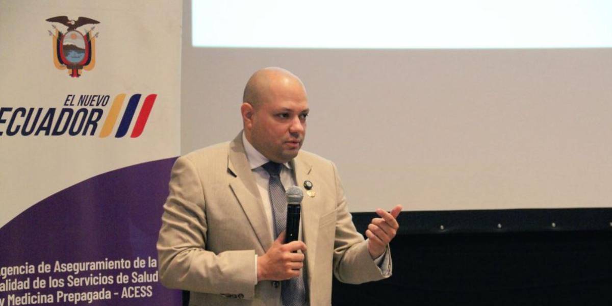 Juan Bernardo Sánchez renunció como Ministro de Salud