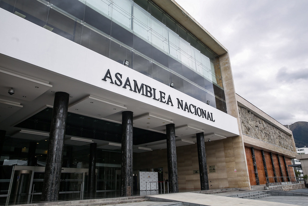 ¿Una niña fantasma en la Asamblea Nacional? Asambleístas aseguran haberla visto