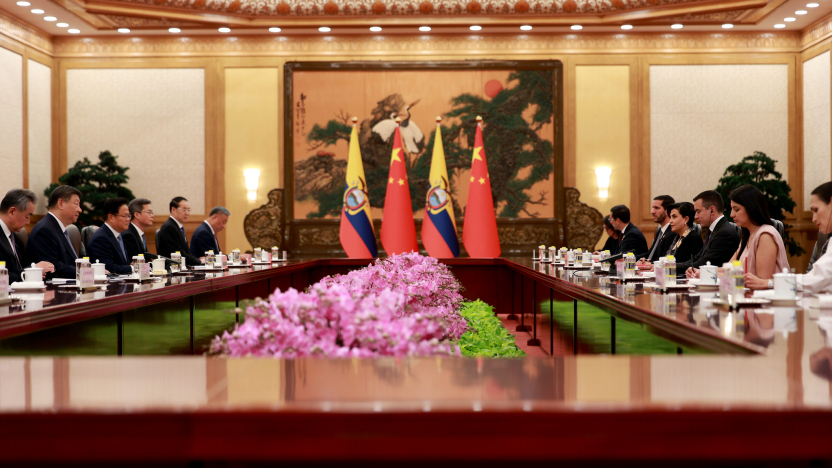 China entrega linea de crédito por USD 600 millones a Ecuador