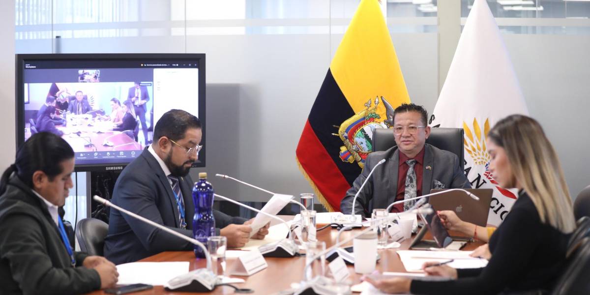 Comité de Ética inició el trámite de la denuncia en contra de Nuria Butiñá