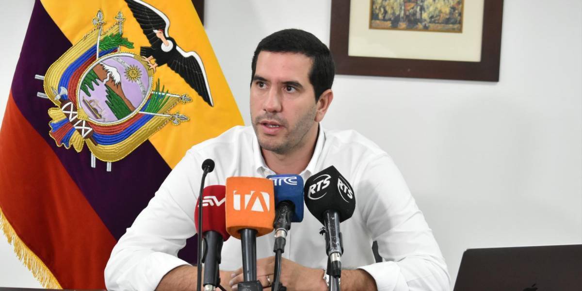 Luque confirma despido de 105 funcionarios del Ministerio de Transporte